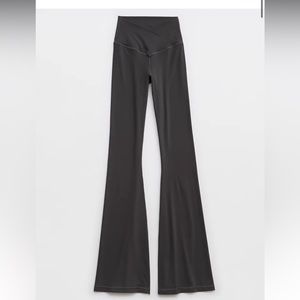 OFFLINE By Aerie Real Me High Waisted Crossover Flare Legging smoked grey